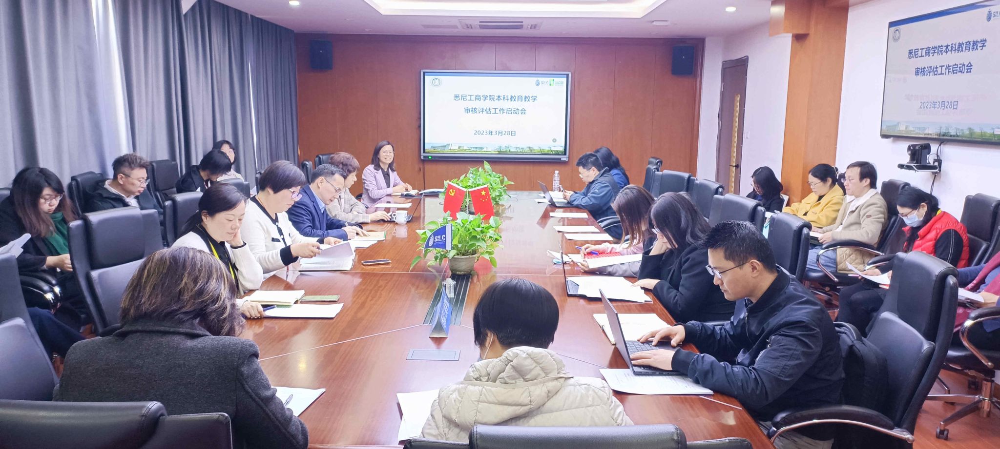 e4977c0626c9d5ac529699b15870b97_副本.jpg e4977c0626c9d5ac529699b15870b97_副本.jpg