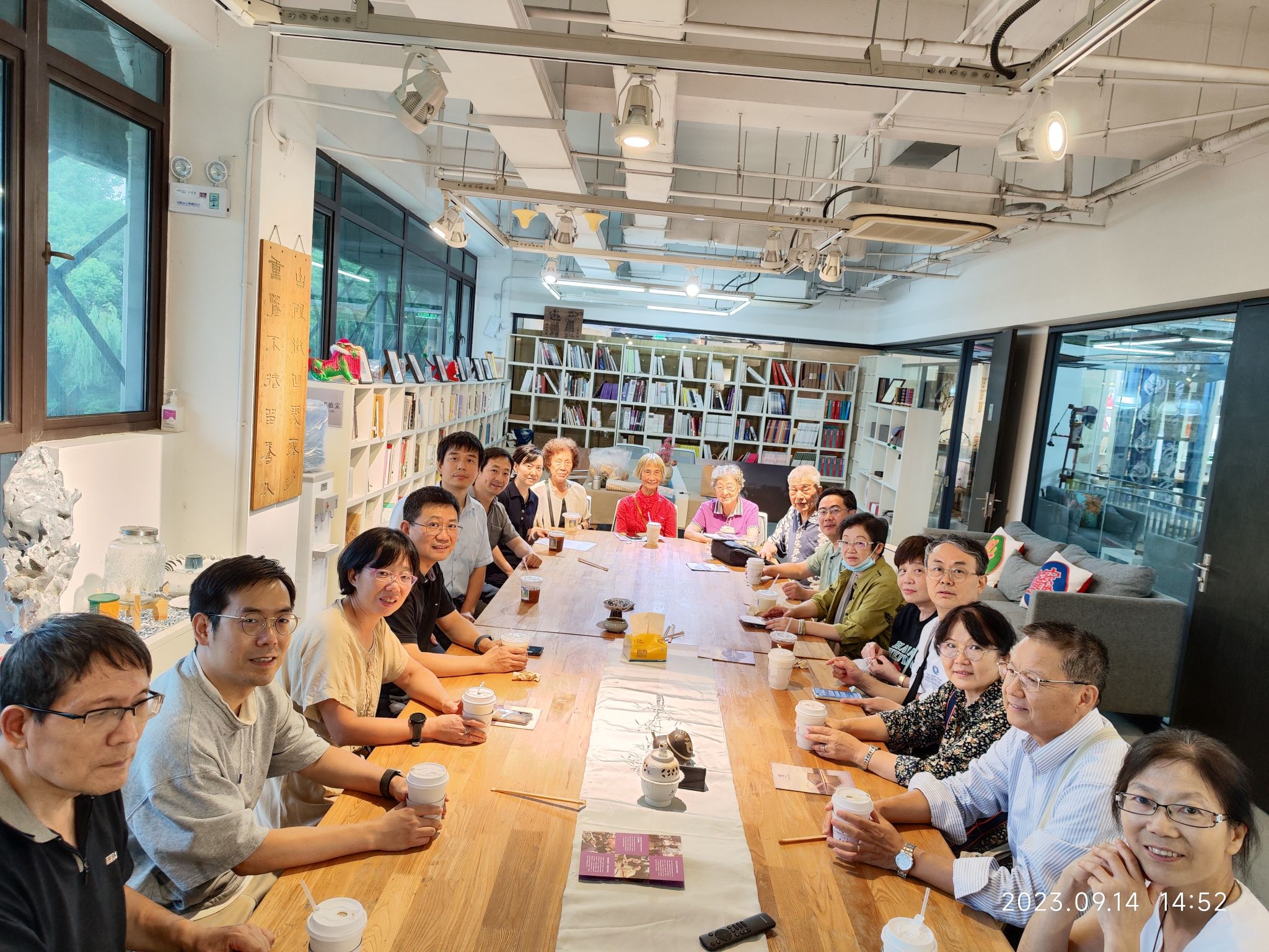 4新僑老僑座談.jpg 4新僑老僑座談.jpg